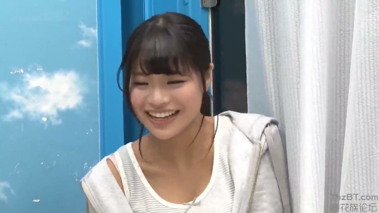 むっつりJDの敏感…MM号でベロチュー騎乗位スレンダーセックス