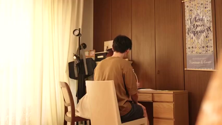 家庭教師が童貞チンポしごきながら濃厚ベロキスでレクチャー｜そこにエロはあるんか